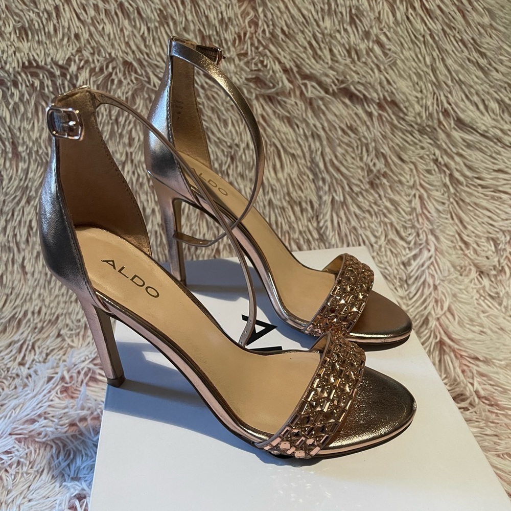 Aldo Stessy (Gold) High Heels Size 6
